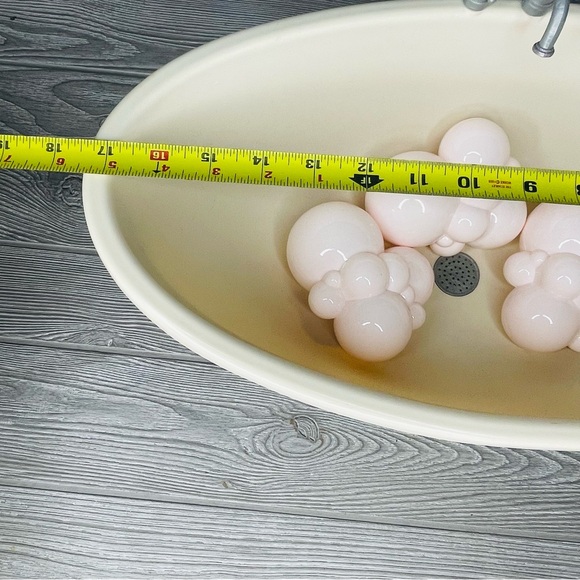 American Girl 18” Claw Foot Bath Tub with Shower Bubbles pretend play set bath - Picture 8 of 12